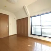 板橋区氷川町 3階洋室